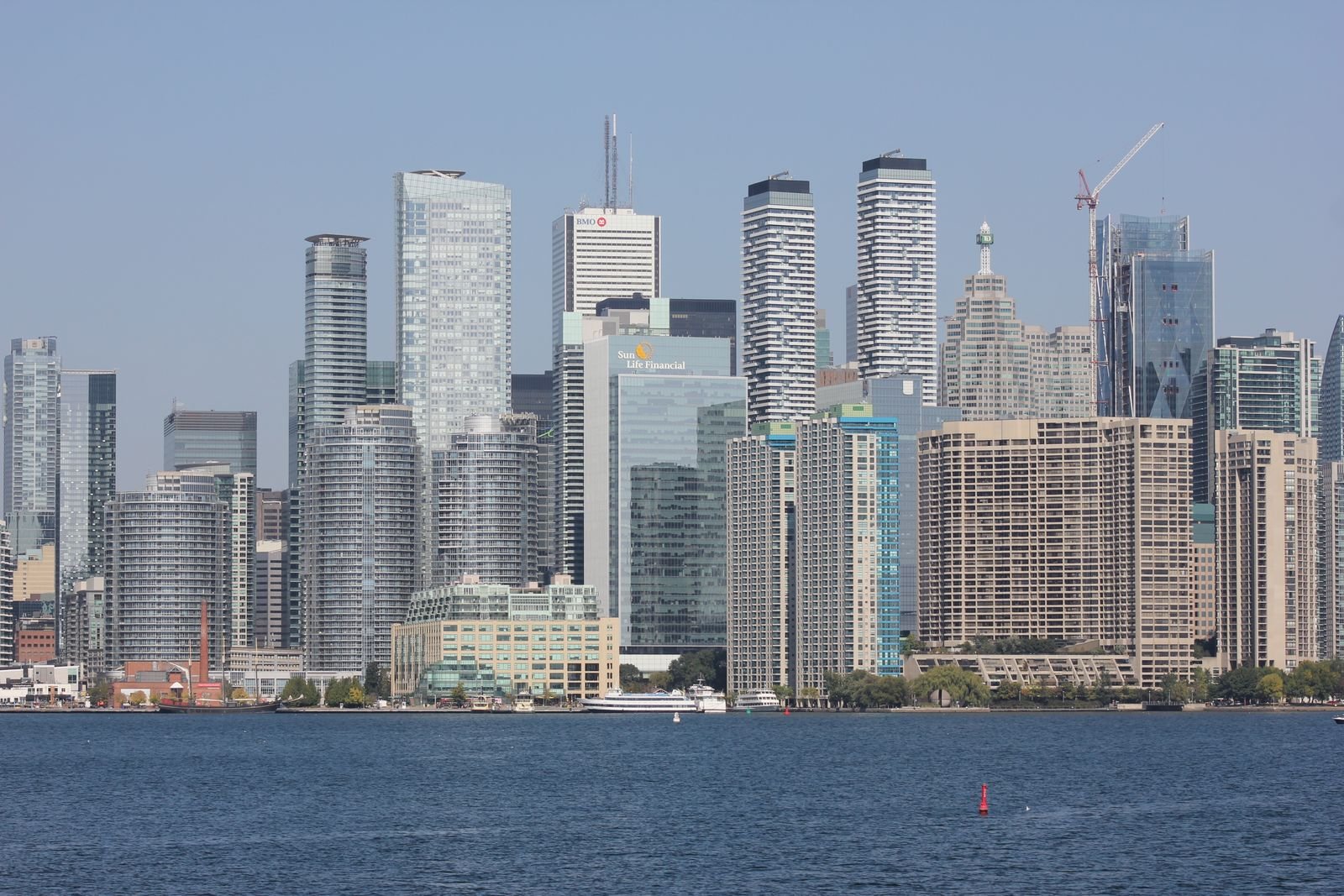 Toronto downtown skyscrapers reflecting daylight